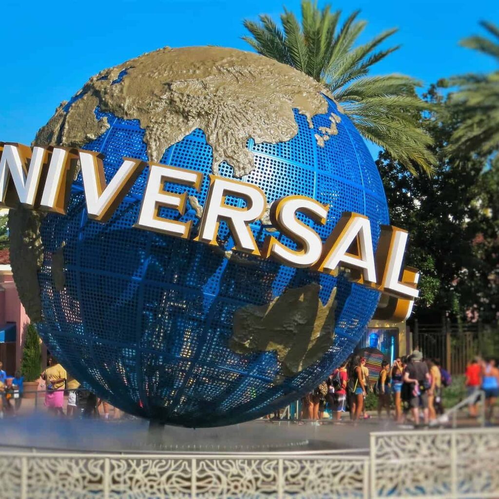 a photo of Universal Studios globe