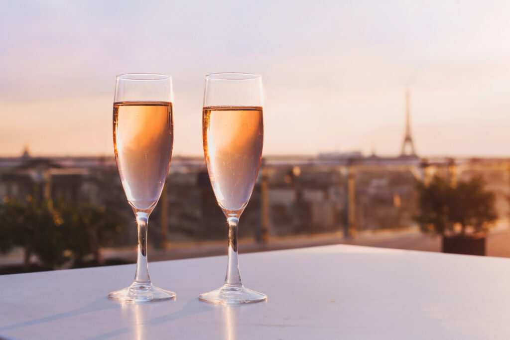 A photo fo two champagne glasses in France